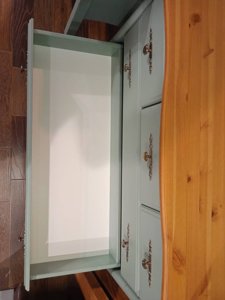 Комод с 6 ящиками массив сосны Айно №10