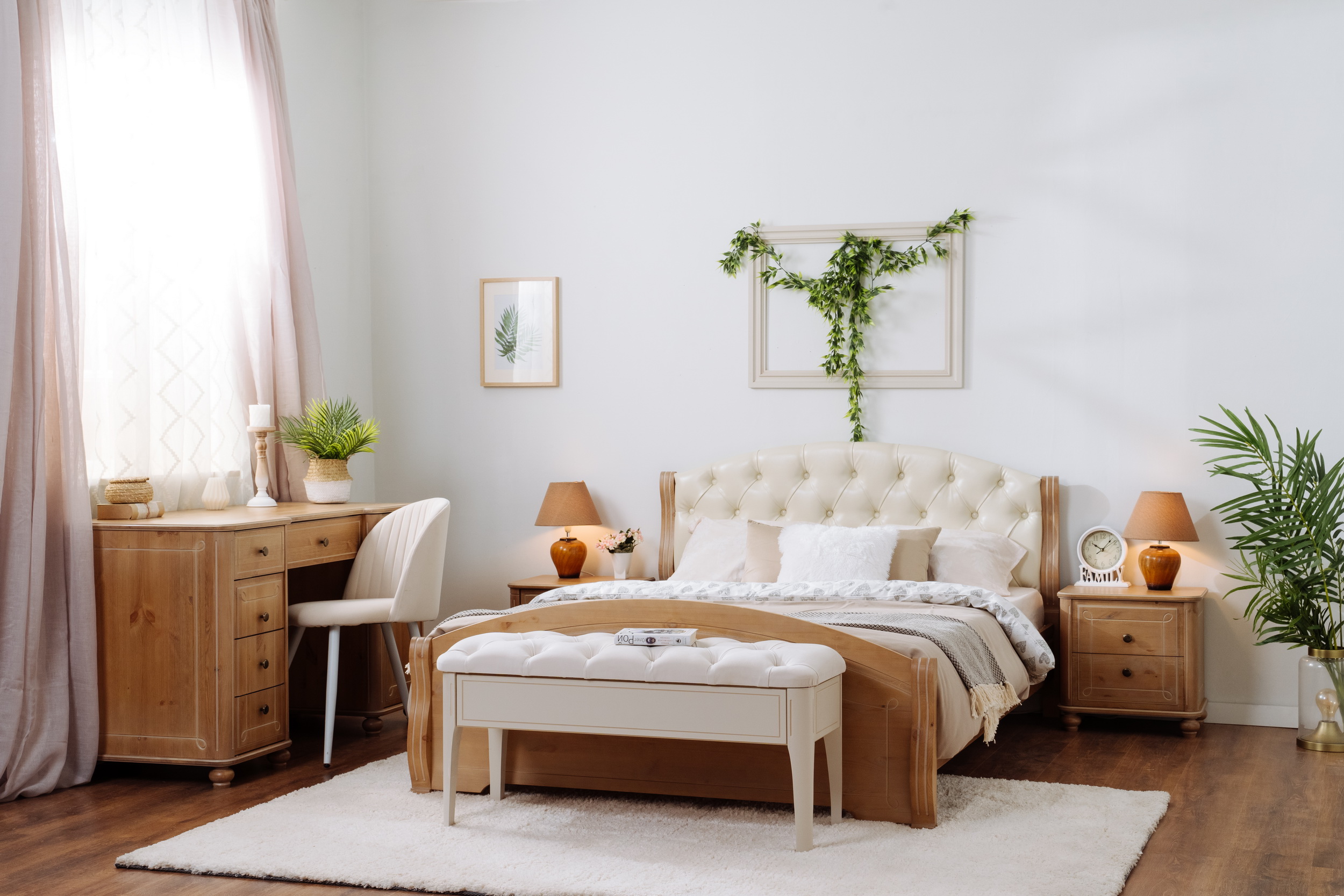 Кровать мягкая массив Бетти №51 1400х2000