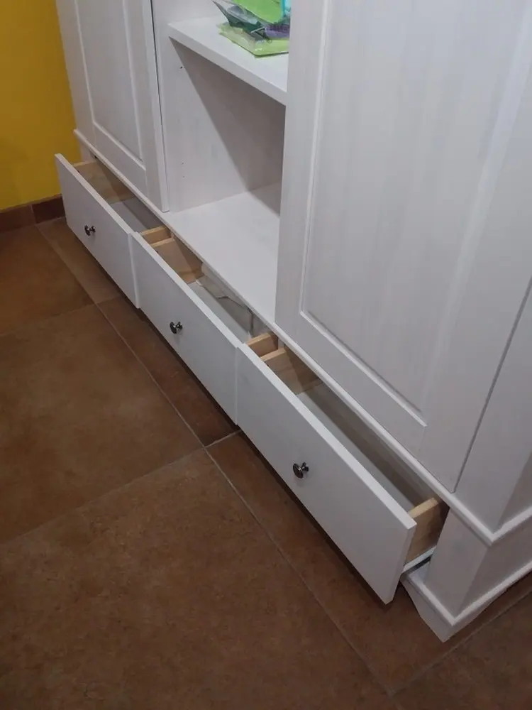 Шкаф Бейли 2-ств с 3 ящиками белый глухими дверцами и открытой секцией с полками белый воск