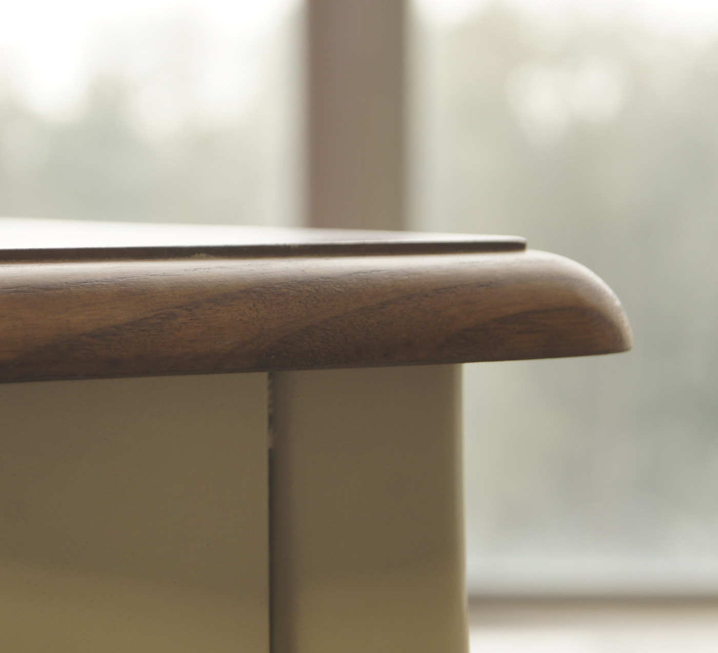 Стол журнальный с ящиком «Leontina» квадратный