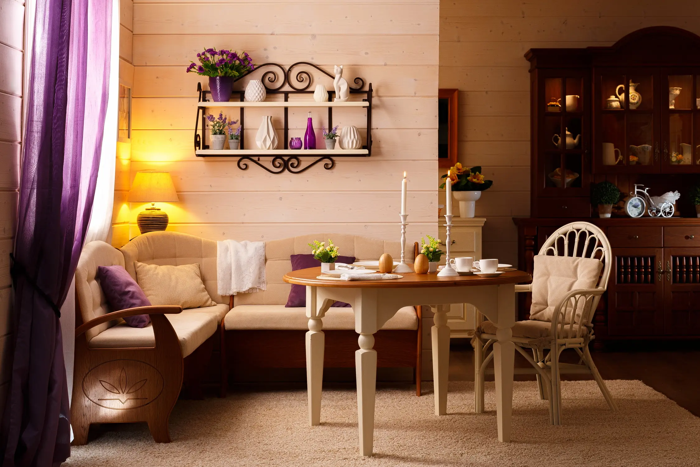 Бьерт и Валенсия