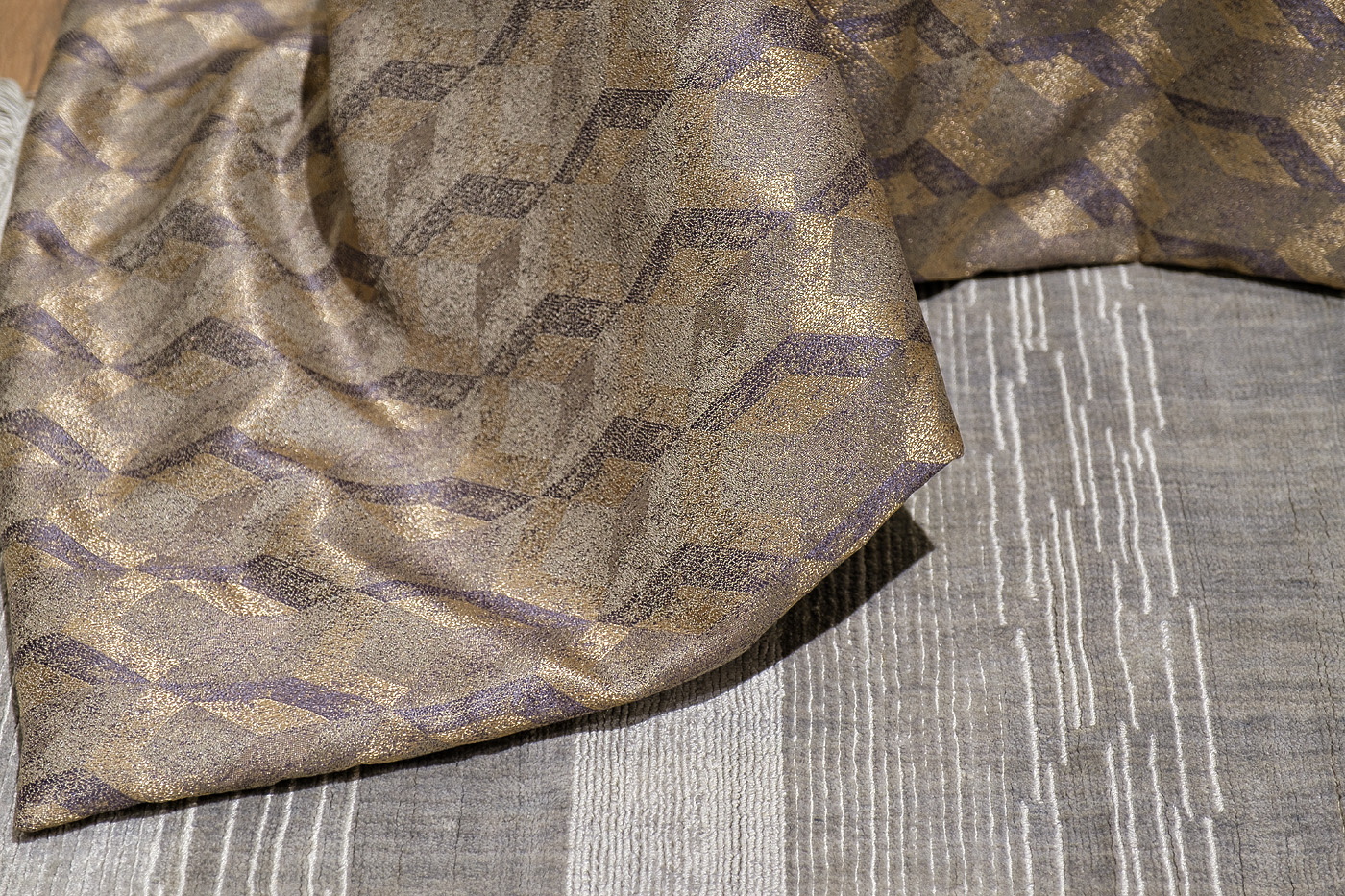 GD-TON05-POKR ZOL Покрывало MODENA золотое