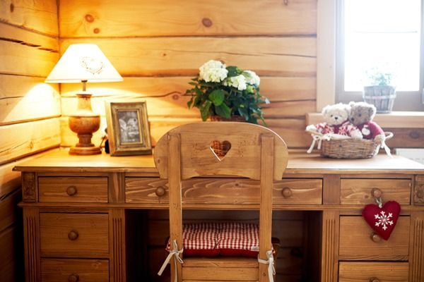 - Столы письменные Прованс