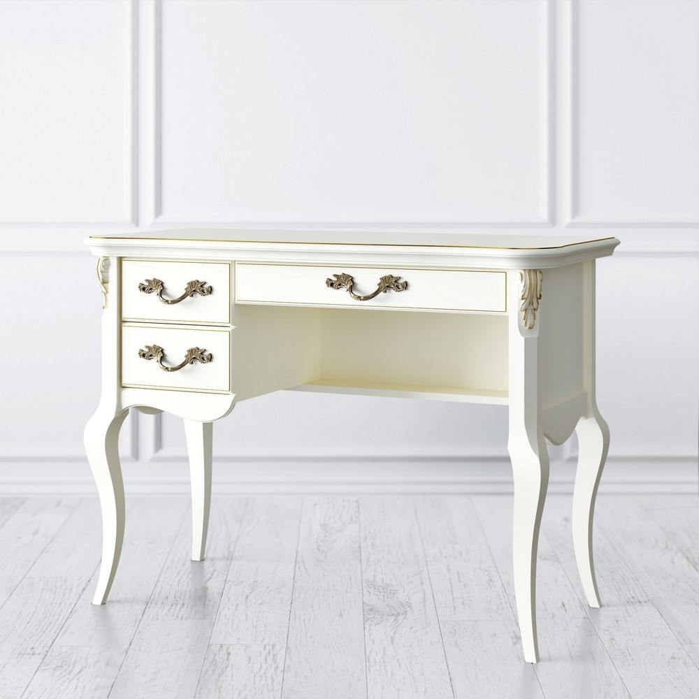 Туалетный столик 