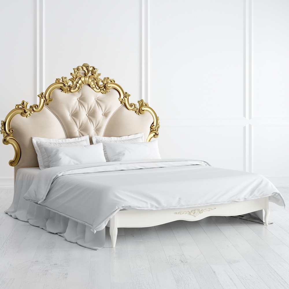 Кровать с мягким изголовьем 180*200 