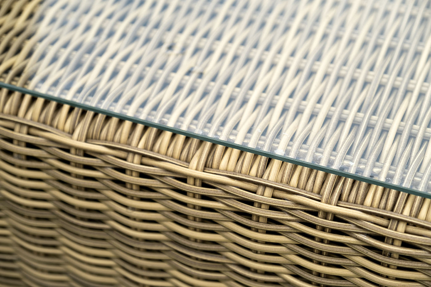 "Лунджи" журнальный столик плетеный, цвет соломенный