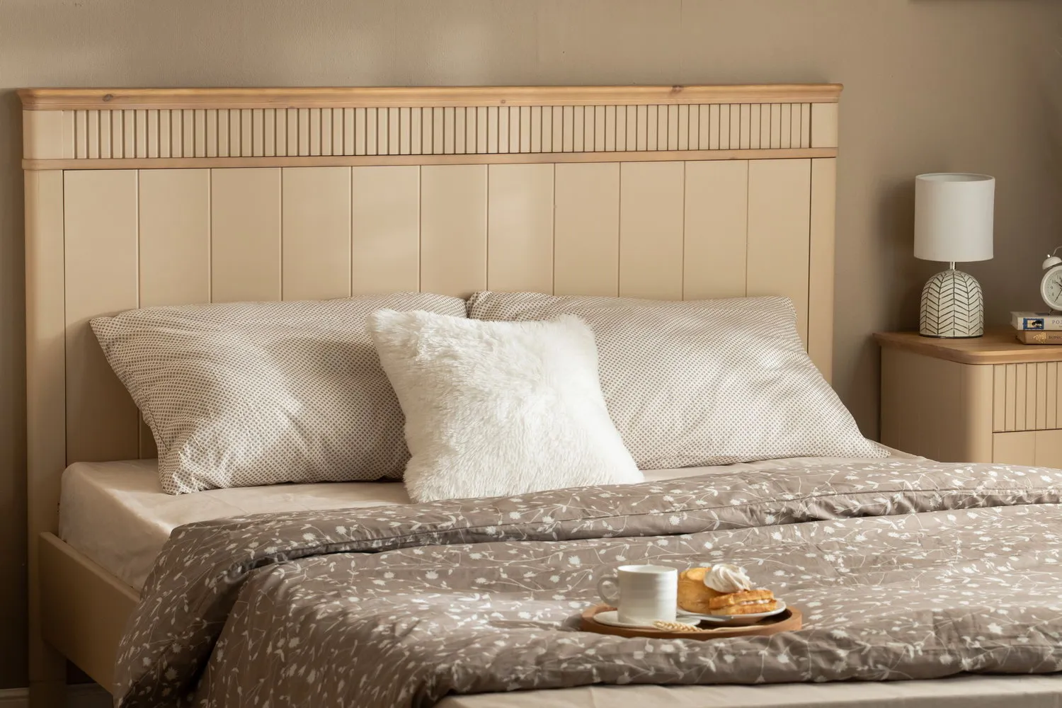 Кровать из дерева Грета №11 800х1800