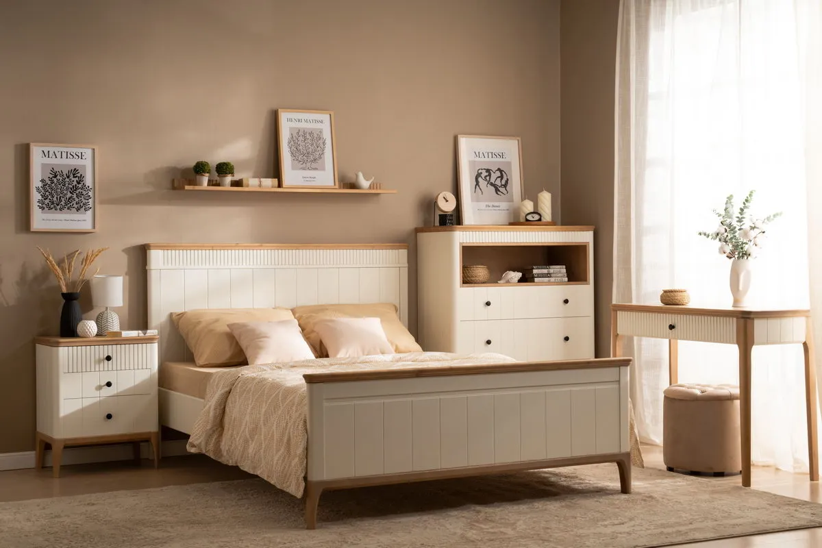 Консоль массив сосны Грета №2